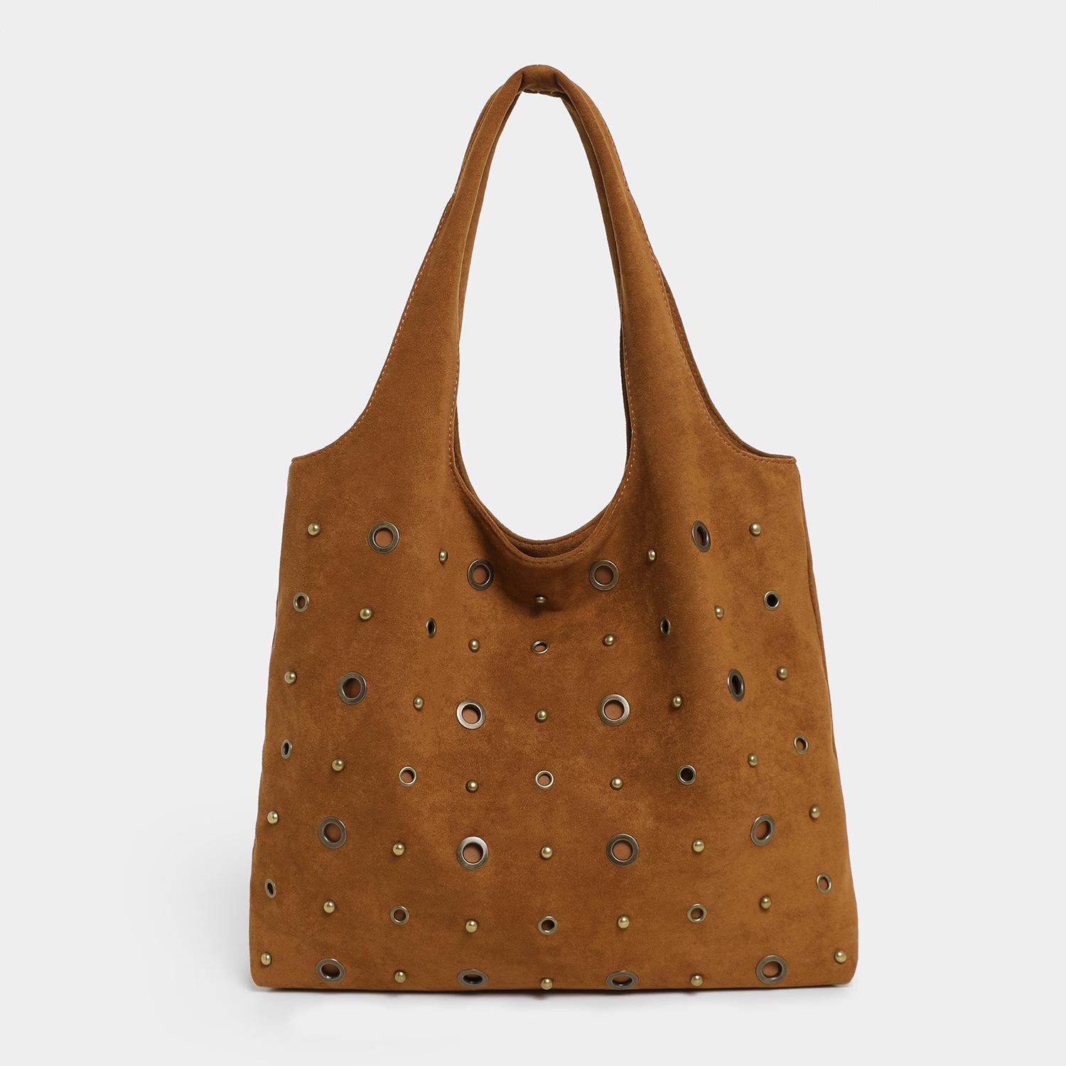 Autumn Soft Suede Shoulder Bag Women Large Ca[acity Riveted Motorcycle Bag Fashion Ladies Messenger Bag Women Leather
Autumn Soft Suede Shoulder Bag Women Large Ca[acity Riveted Motorcycle Bag Fashion Ladies Messenger Bag Women Leather