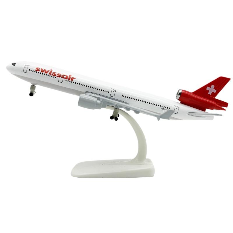 20CM Scale Plane Toys for Kids Alloy Swiss Airlines MD-11 Airplane Model Toy Model Static Collectible Aircraft Gift красный/белый
20CM Scale Plane Toys for Kids Alloy Swiss Airlines MD-11 Airplane Model Toy Model Static Collectible Aircraft Gift красный/белый