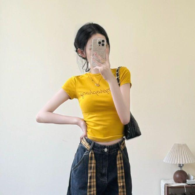 Korean Style Rhinestone T-shirt & Tie-up Wide Leg Jeans Two-Piece Set for Girls Extra Small
Korean Style Rhinestone T-shirt & Tie-up Wide Leg Jeans Two-Piece Set for Girls Extra Small