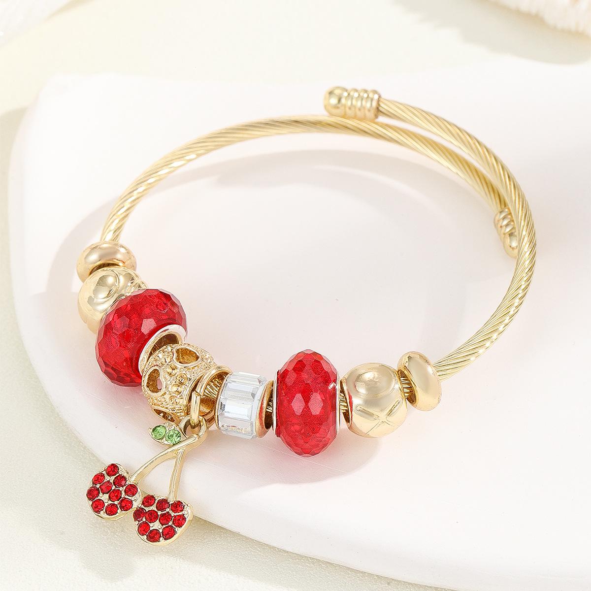 Fashion Trend Bracelet for Women with Unique Floral Eye Pendant and Glass Beads, Bestie Bracelet вишня
Fashion Trend Bracelet for Women with Unique Floral Eye Pendant and Glass Beads, Bestie Bracelet вишня