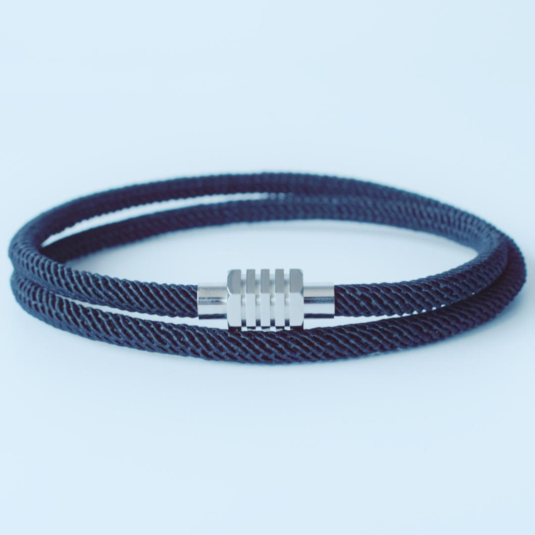 2025 Fashion Hexagonal Geometric Stainless Steel Bracelet Man Magnetic Buckle Jewelry Multi-layer Rope Bracelets Friendship Gift
2025 Fashion Hexagonal Geometric Stainless Steel Bracelet Man Magnetic Buckle Jewelry Multi-layer Rope Bracelets Friendship Gift