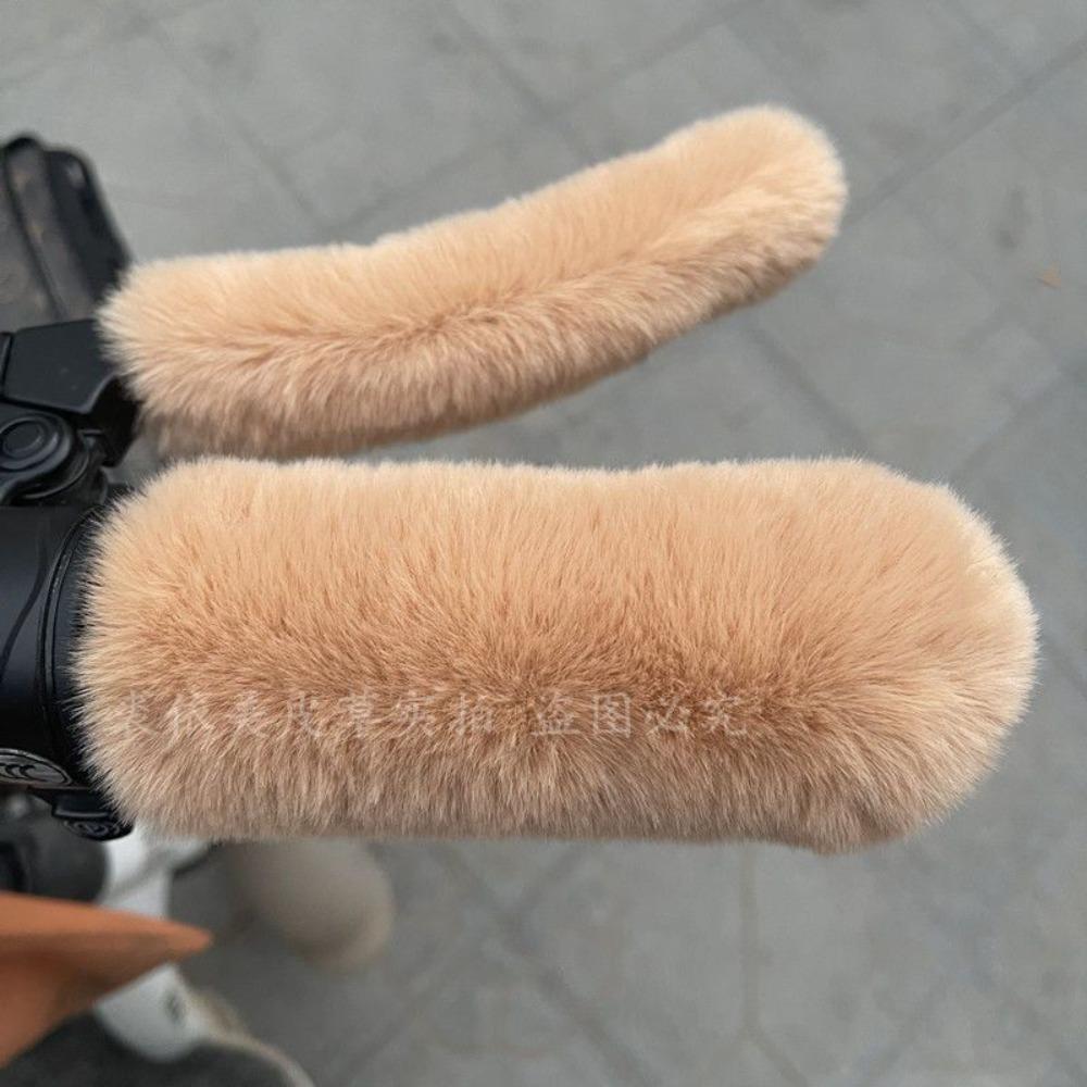 A Set Warm Insulation Motorcycle Handle Guards Three-Wheeled Plush Hand Winter Riding хакі
A Set Warm Insulation Motorcycle Handle Guards Three-Wheeled Plush Hand Winter Riding хакі