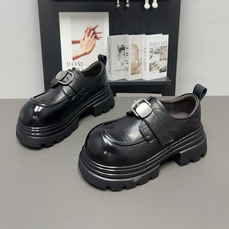 Premium leather British small leather shoes New small thick-soled heightening single shoes Round head low-top casual shoes 39
Premium leather British small leather shoes New small thick-soled heightening single shoes Round head low-top casual shoes 39