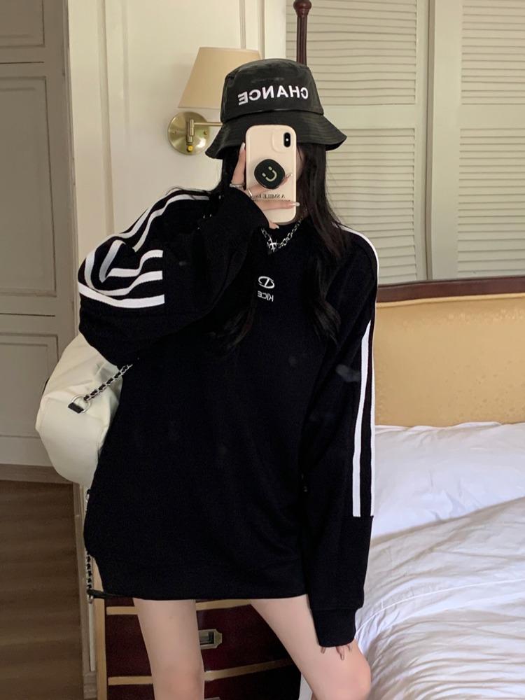 Black embroidered striped sweater women s 2025 new Korean version loose casual medium and long three-dimensional XL чорний
Black embroidered striped sweater women s 2025 new Korean version loose casual medium and long three-dimensional XL чорний