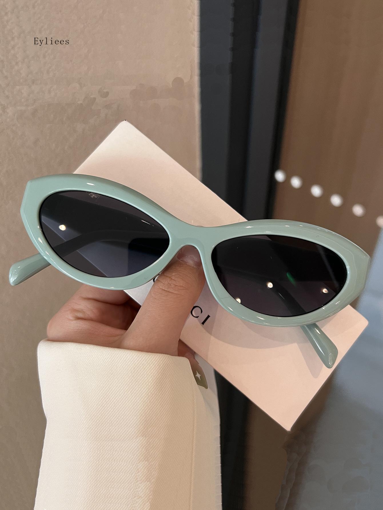 Oval Sunglasses Women Brand New Round Retro Sunglasses for Men Fashion Small Frame Glasses Lentes De Sol Mujer Gafas
Oval Sunglasses Women Brand New Round Retro Sunglasses for Men Fashion Small Frame Glasses Lentes De Sol Mujer Gafas