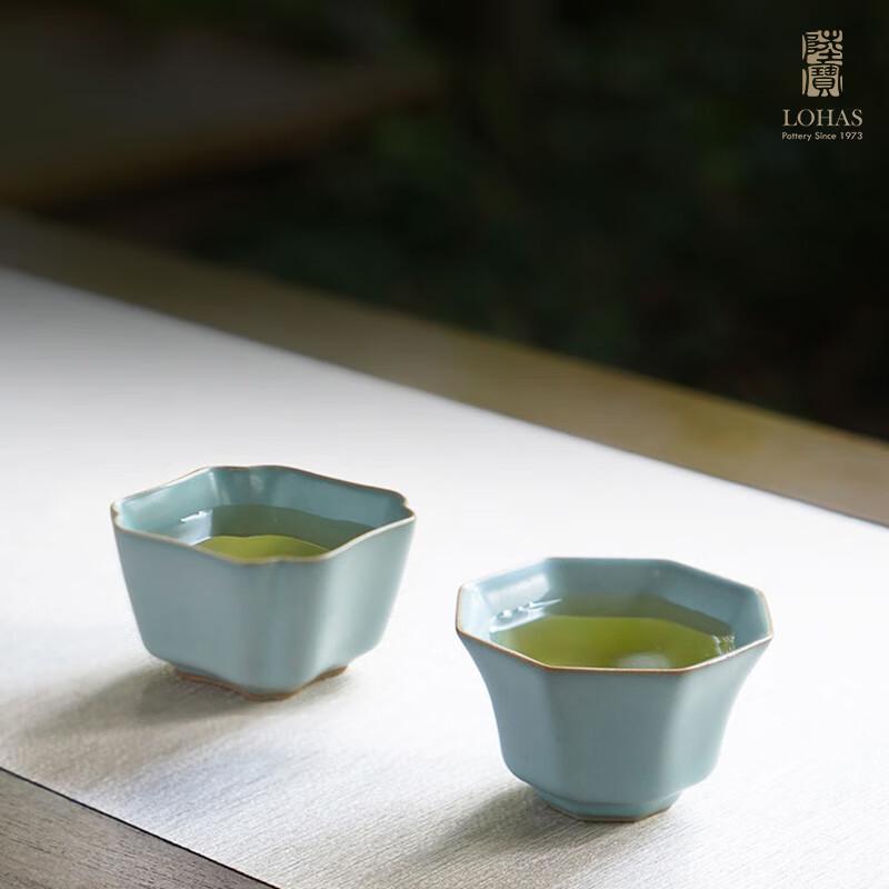 Lu Bao Song Style Ru Kiln Square Ceramic Tea Cup
Lu Bao Song Style Ru Kiln Square Ceramic Tea Cup