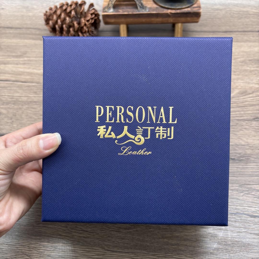 Premium Paper Belt Box, Heaven And Earth Cover Belt Box, Packaging Box, Square Gift Box, Paper Box, Belt Gift Box. Blue; 14 * 14 * 5.5
Premium Paper Belt Box, Heaven And Earth Cover Belt Box, Packaging Box, Square Gift Box, Paper Box, Belt Gift Box. Blue; 14 * 14 * 5.5