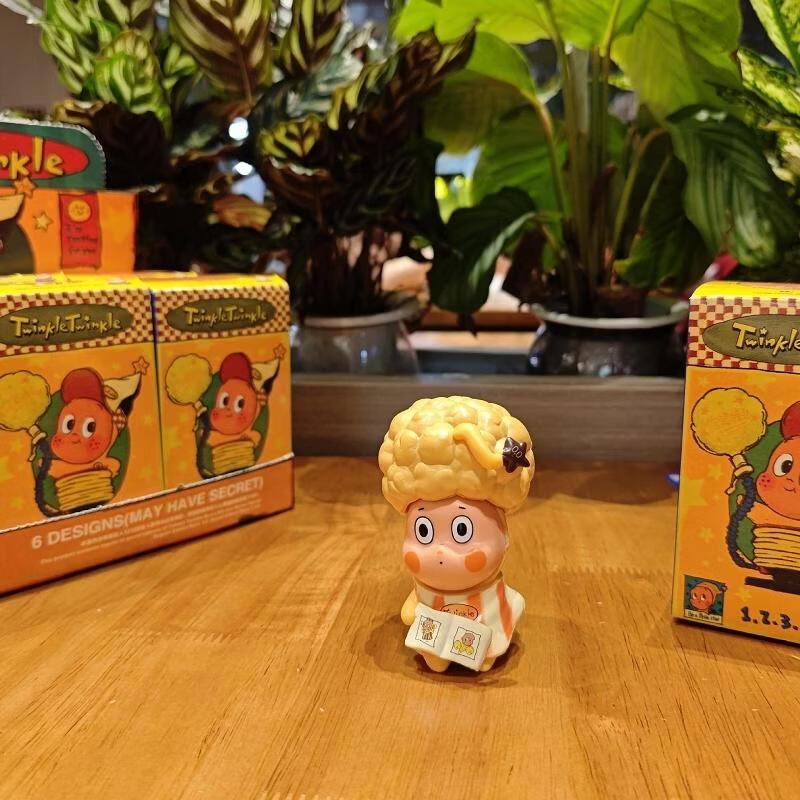 JINGRUIXIANG Little Star Man Blind Box Figure
JINGRUIXIANG Little Star Man Blind Box Figure