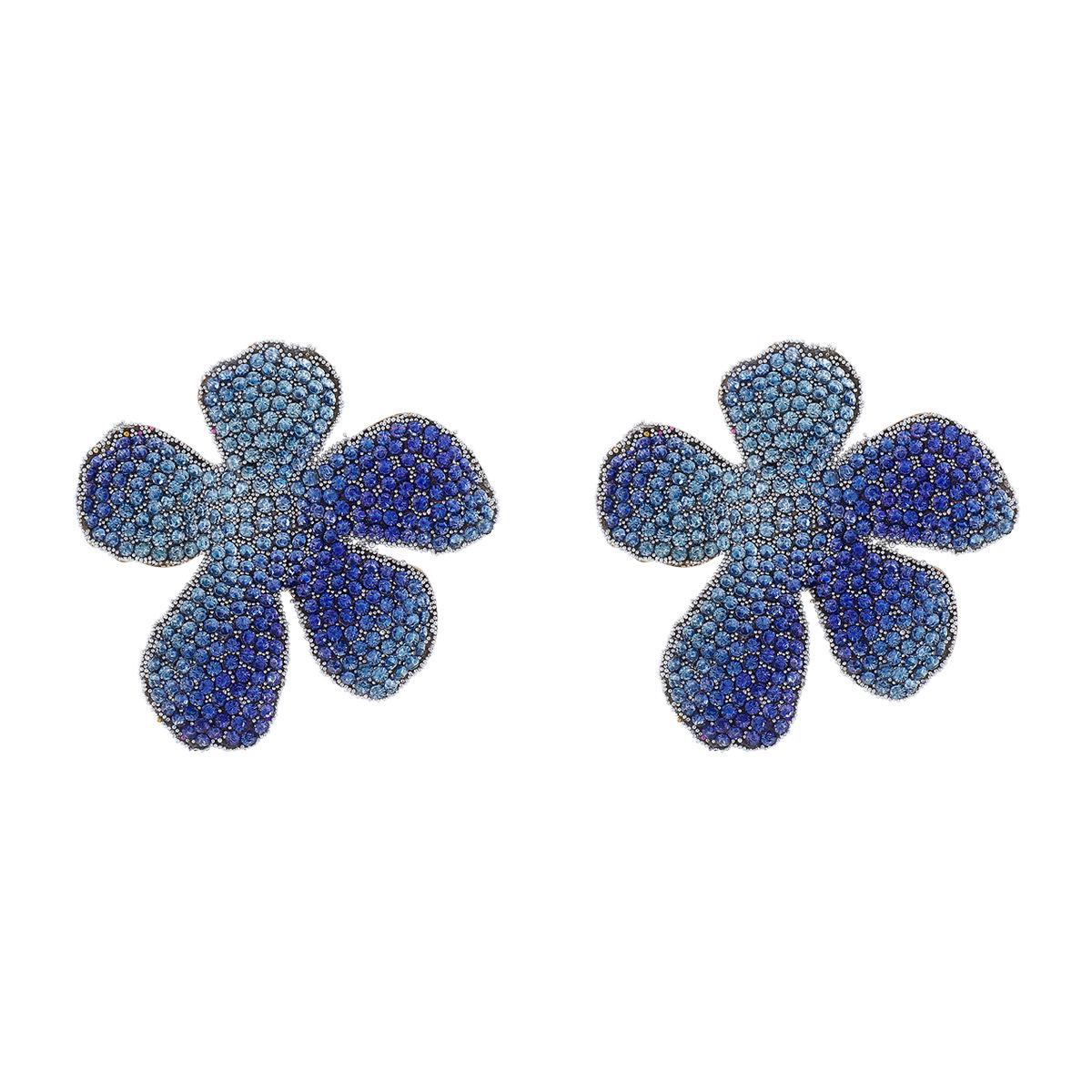 Серьги-пусеты «Легкая роскошь», инкрустированные бриллиантами в виде цветов, с милым характером синий
Серьги-пусеты «Легкая роскошь», инкрустированные бриллиантами в виде цветов, с милым характером синий