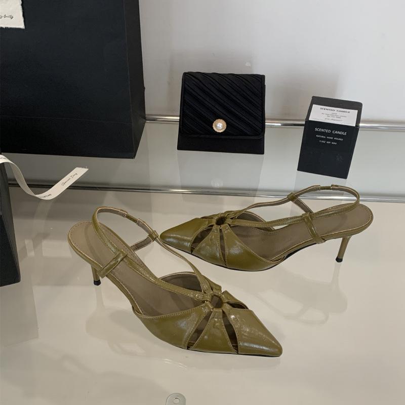 2025 European and American foreign trade spring, autumn and summer brand new hollow pointed high-heeled women s shoes wedding shoes red and white 41 зелёный
2025 European and American foreign trade spring, autumn and summer brand new hollow pointed high-heeled women s shoes wedding shoes red and white 41 зелёный