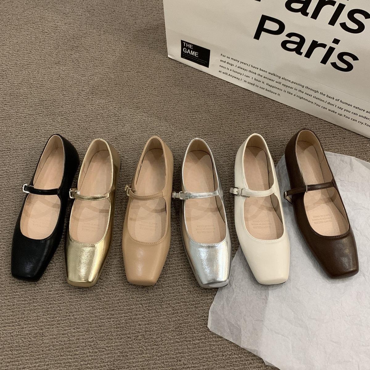 Retro square head shallow mouth single shoes women s year new spring and autumn Korean version gentle fairy style thick heel Mary Jane shoes 35
Retro square head shallow mouth single shoes women s year new spring and autumn Korean version gentle fairy style thick heel Mary Jane shoes 35