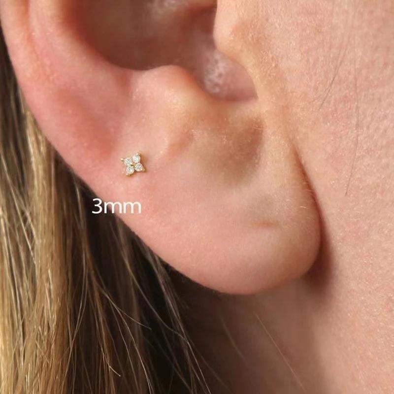 Classic Trendy Little Lucky Zircon Four Leaf Flower Stud Earrings for Women High Quality Stainless Steel Piercing Jewelry Gift
Classic Trendy Little Lucky Zircon Four Leaf Flower Stud Earrings for Women High Quality Stainless Steel Piercing Jewelry Gift