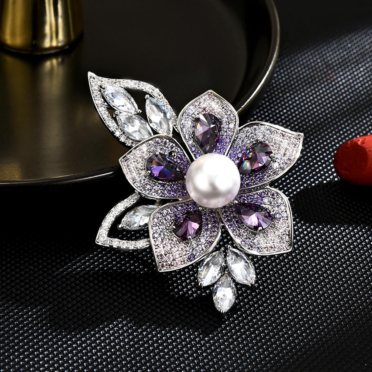 Women s Light Luxury Design Fashionable And Elegant Imitation Pearl Flower Brooch Versatile And Niche Design Brooch
Women s Light Luxury Design Fashionable And Elegant Imitation Pearl Flower Brooch Versatile And Niche Design Brooch