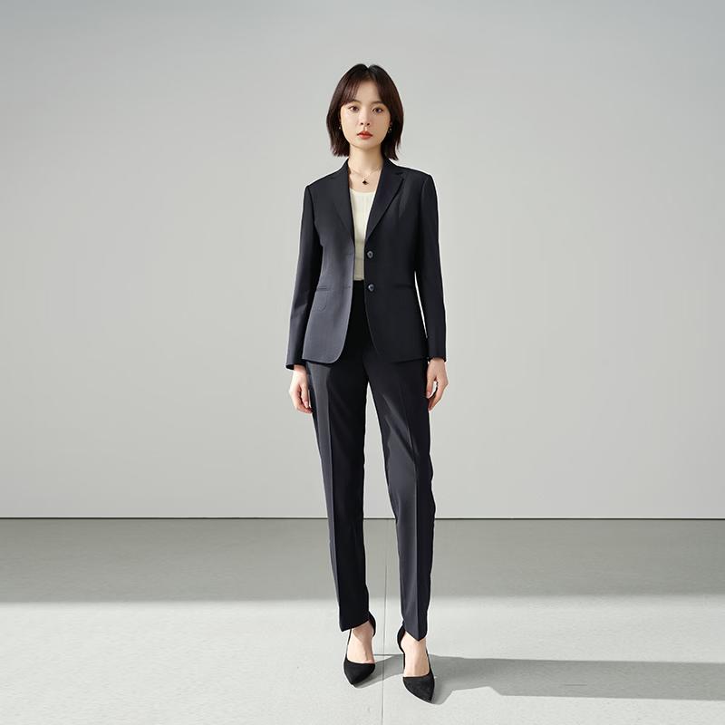 Women s Slim Fit Notched Lapel Business Suit Set L
Women s Slim Fit Notched Lapel Business Suit Set L