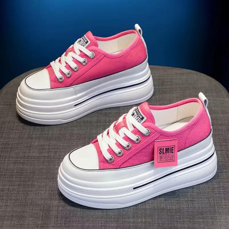 Повседневная парусиновая обувь 2024 Новая женская однотонная на толстой подошве спортивная на танкетке с увеличением высоты дышащая вулканизированная женская 34
Повседневная парусиновая обувь 2024 Новая женская однотонная на толстой подошве спортивная на танкетке с увеличением высоты дышащая вулканизированная женская 34