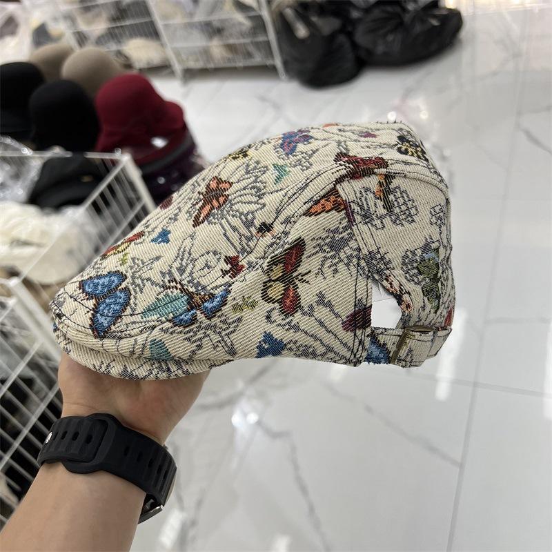 Forward hat female butterfly embroidery autumn cap retro trendy cool niche fashionable college style small face small hat M(56-58cm) бежевий
Forward hat female butterfly embroidery autumn cap retro trendy cool niche fashionable college style small face small hat M(56-58cm) бежевий