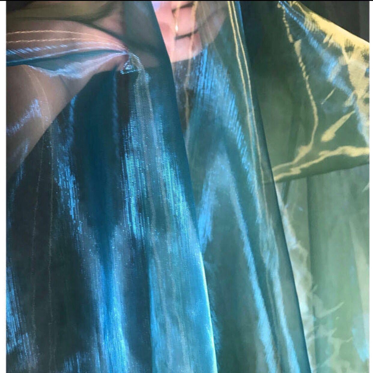 The dense deep and hazy organza fabric can be used for wedding dresses evening gowns and diy handmade clothing fabrics 1.5M&1M
The dense deep and hazy organza fabric can be used for wedding dresses evening gowns and diy handmade clothing fabrics 1.5M&1M