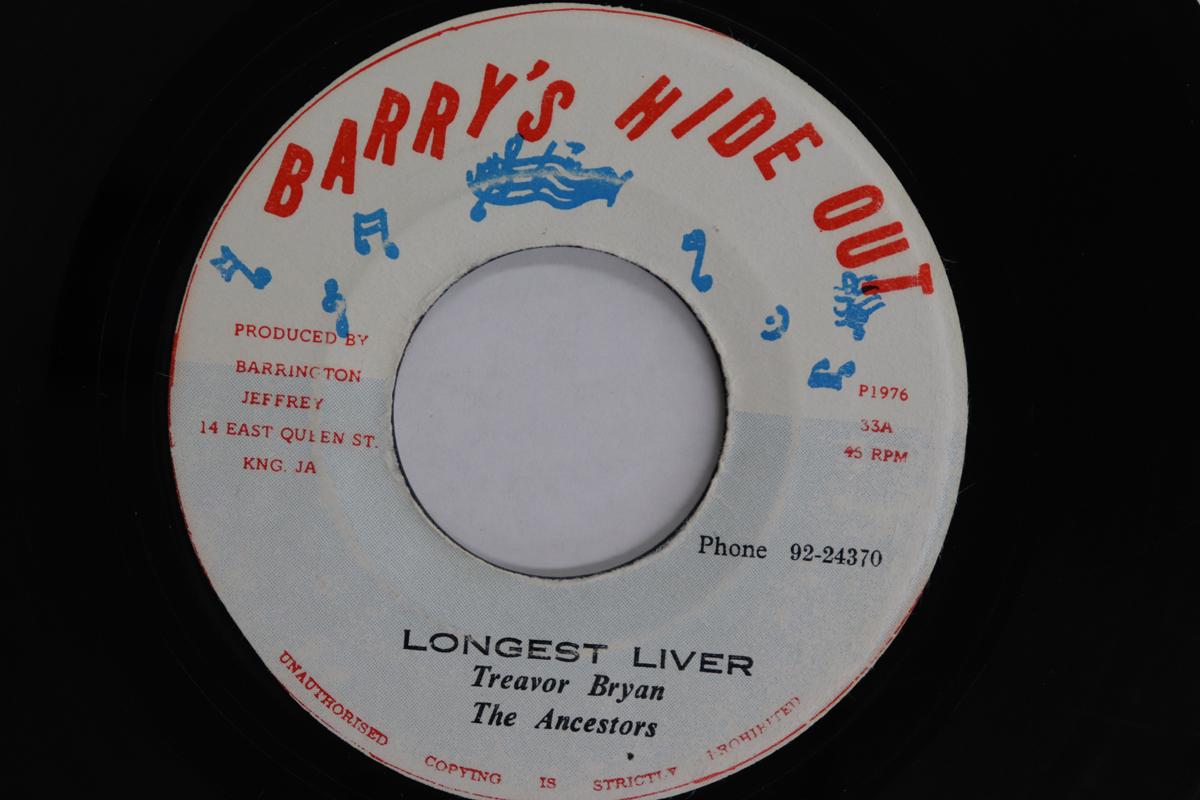 7inch Record TREAVOR BRYAN THE ANCESTORS Longest Liver Version 33A BARRYS HIDE OU 1976 Jamaica Reggae Ska Dub Used
7inch Record TREAVOR BRYAN THE ANCESTORS Longest Liver Version 33A BARRYS HIDE OU 1976 Jamaica Reggae Ska Dub Used