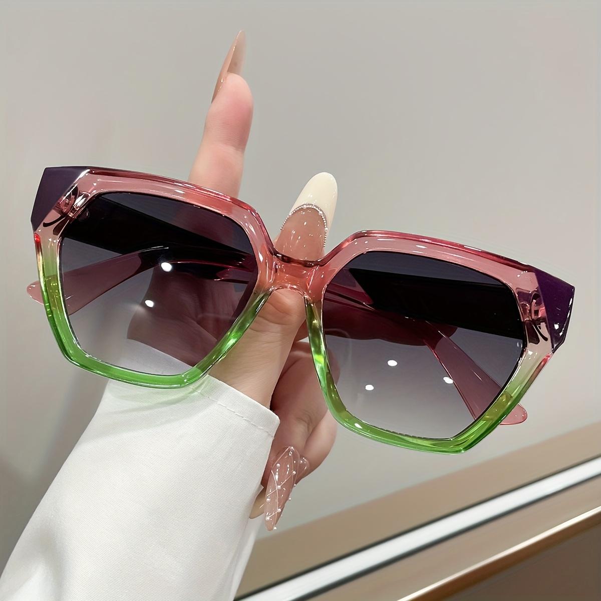 1pc Men s and Women s One-piece Retro Fashion Sunglasses Y2K Suitable for Party Festival Dressing Accessories розовый зеленый
1pc Men s and Women s One-piece Retro Fashion Sunglasses Y2K Suitable for Party Festival Dressing Accessories розовый зеленый