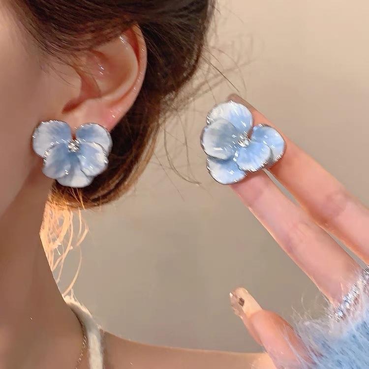 Flower Stud Earrings - Fresh, Sweet, and Versatile Design for Women синий
Flower Stud Earrings - Fresh, Sweet, and Versatile Design for Women синий