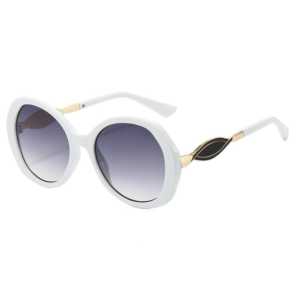 Large Round Frame Sunglasses For Women, Trendy Ins Rainbow Sunglasses, Fashionable Personalized Sunscreen Sunglasses
Large Round Frame Sunglasses For Women, Trendy Ins Rainbow Sunglasses, Fashionable Personalized Sunscreen Sunglasses