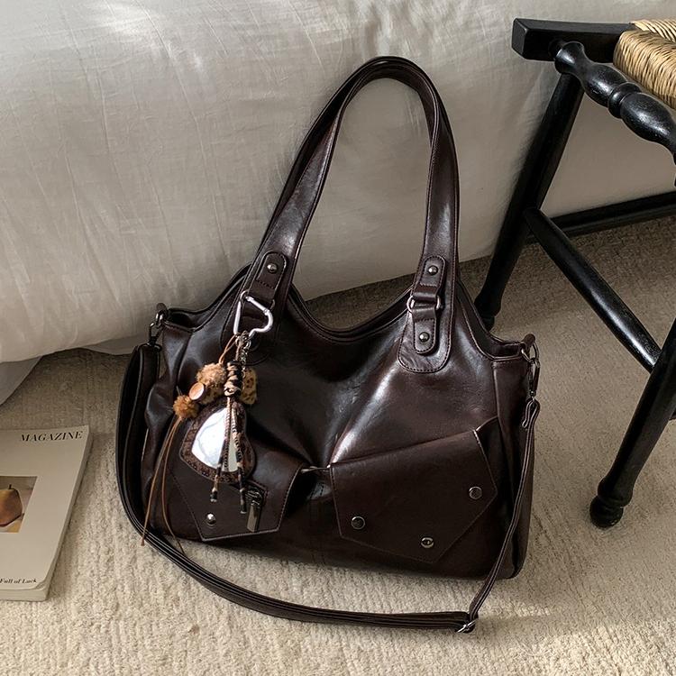PU Solid Color Sequined Casual Tote 2026 New High Quality Large Capacity Motorcycle Style Bags Temperament Fashi Shoulder Bags кавовий
PU Solid Color Sequined Casual Tote 2026 New High Quality Large Capacity Motorcycle Style Bags Temperament Fashi Shoulder Bags кавовий