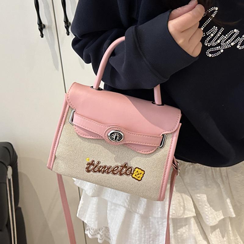 Niche casual handbag bag women s 2025 new high-end shoulder Kelly bag versatile messenger small square bag коричневый
Niche casual handbag bag women s 2025 new high-end shoulder Kelly bag versatile messenger small square bag коричневый