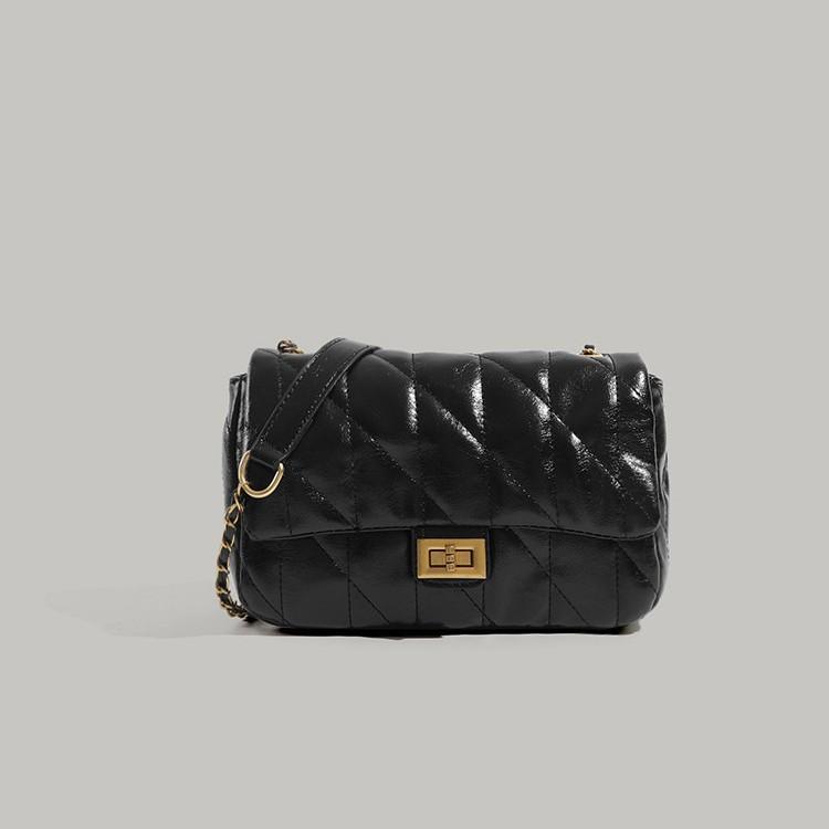 New Autumn and Winter Diamond Pattern Chain Bag Light Luxury High Sense Classic Style Underarm Bag Niche Women s Shoulder Messenger Bag чорний
New Autumn and Winter Diamond Pattern Chain Bag Light Luxury High Sense Classic Style Underarm Bag Niche Women s Shoulder Messenger Bag чорний
