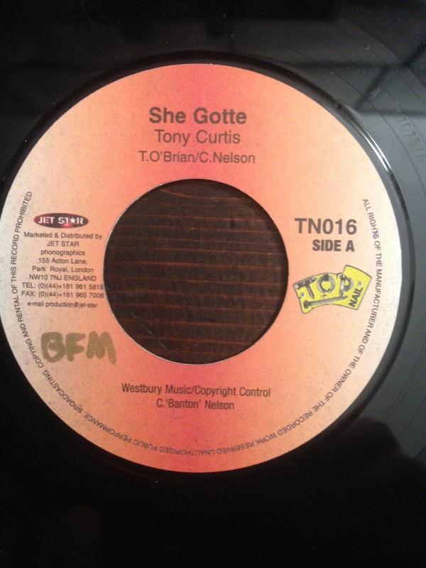 7inch Record TONY CURTIS CAPTAIN BARKEY ANGE She Gotte Deh Yah TN016 Top Nail UK Reggae Ska Dub Used
7inch Record TONY CURTIS CAPTAIN BARKEY ANGE She Gotte Deh Yah TN016 Top Nail UK Reggae Ska Dub Used