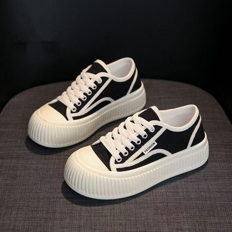 Casual canvas shoes women s thick-soled small men s new versatile student big head board shoes soft-soled white shoes 40 чорний
Casual canvas shoes women s thick-soled small men s new versatile student big head board shoes soft-soled white shoes 40 чорний