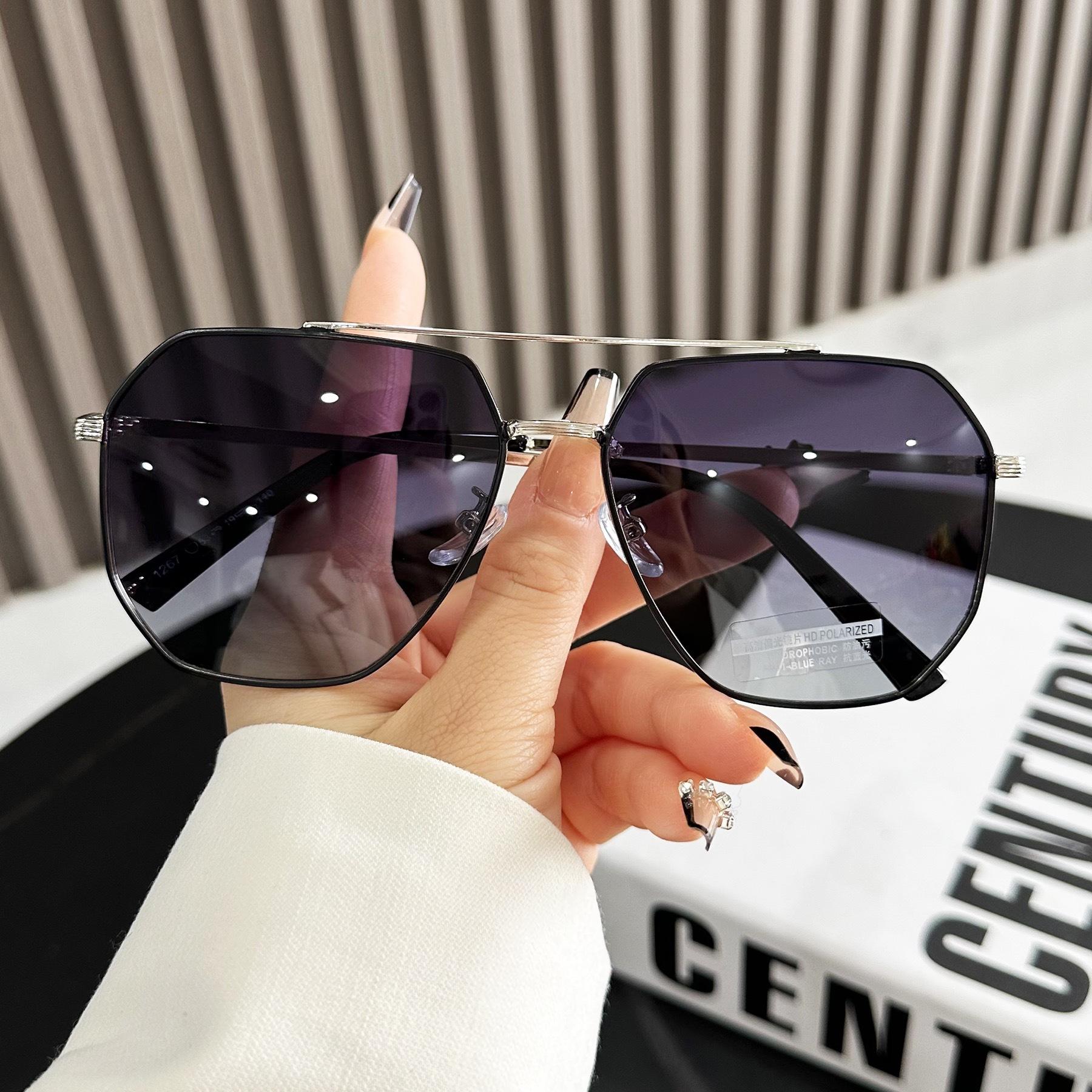 Солнцезащитные очки Pilot мужские супер крутые очки для вождения с двойным лучом поляризованные солнцезащитные очки для велоспорта и вождения Tide
Солнцезащитные очки Pilot мужские супер крутые очки для вождения с двойным лучом поляризованные солнцезащитные очки для велоспорта и вождения Tide