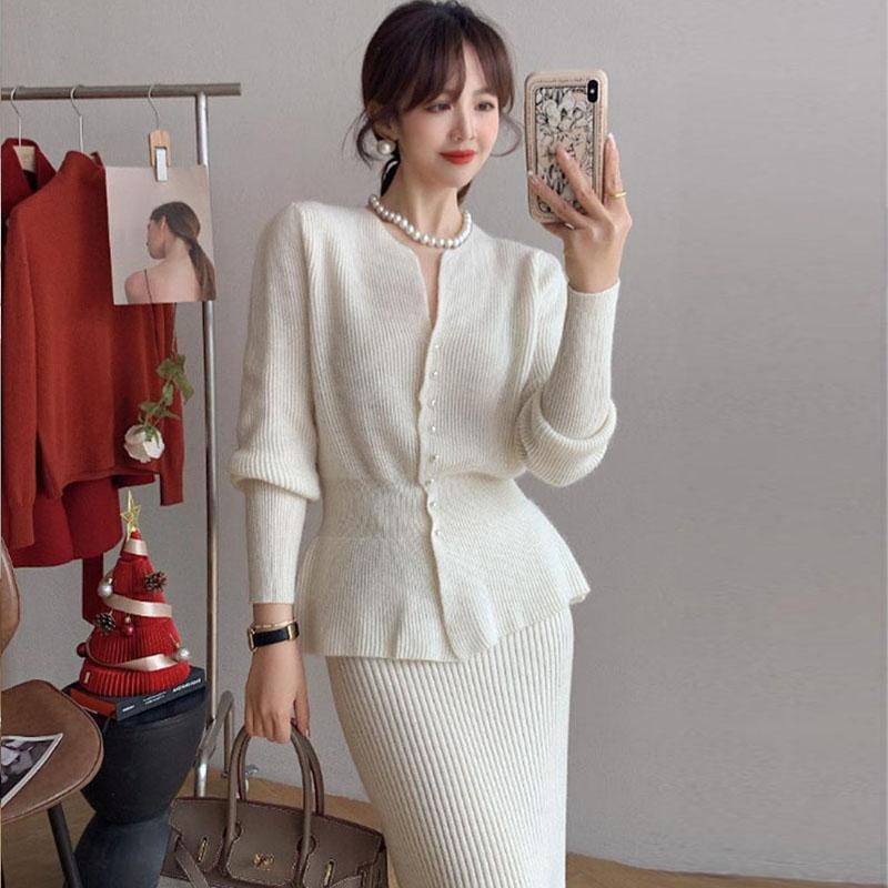 Свитер из двух предметов, осень 2023, небольшой аромат, качество ветра, флисовый свитер с изображением енота, женский свободный вязаный кардиган, универсальный комплект One Size чёрный
Свитер из двух предметов, осень 2023, небольшой аромат, качество ветра, флисовый свитер с изображением енота, женский свободный вязаный кардиган, универсальный комплект One Size чёрный