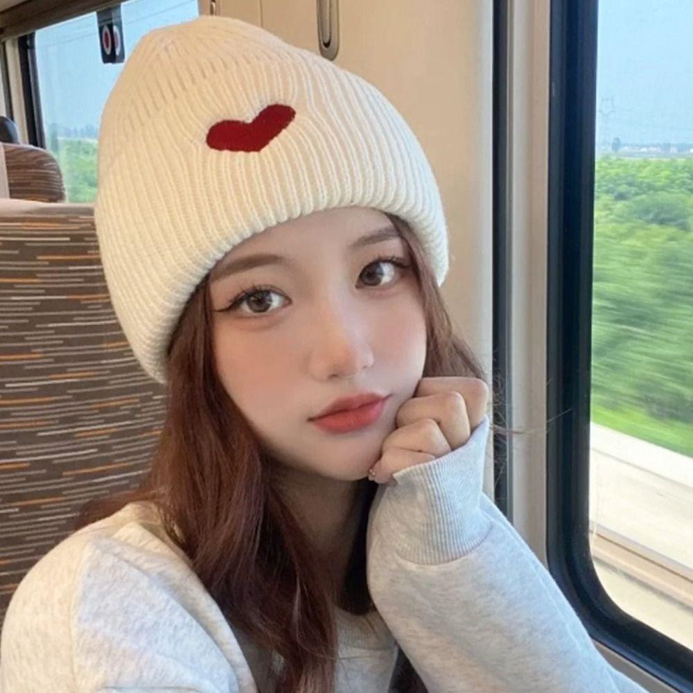 Solid Color Beanie Cap Heart Embroidery Crochet Bonnet Hat Fashion Winter Knitted Hat сірий
Solid Color Beanie Cap Heart Embroidery Crochet Bonnet Hat Fashion Winter Knitted Hat сірий