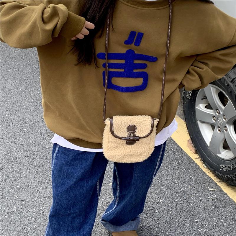 Big sweater composite silver fox velvet, towel embroidered couple girlfriend outfit New Year s loose sweater autumn and winter 2XL кавовий
Big sweater composite silver fox velvet, towel embroidered couple girlfriend outfit New Year s loose sweater autumn and winter 2XL кавовий