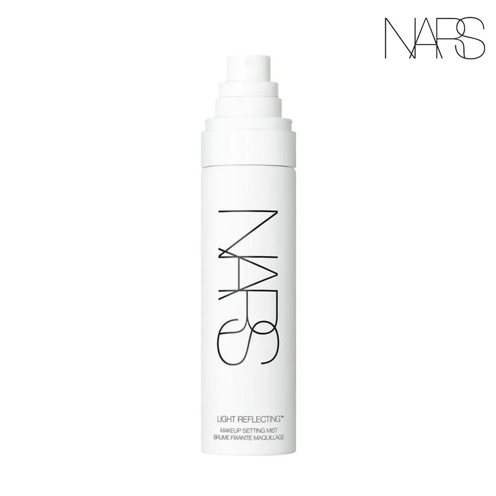 NARS Спрей для фиксации макияжа Light Reflecting 90 мл
NARS Спрей для фиксации макияжа Light Reflecting 90 мл