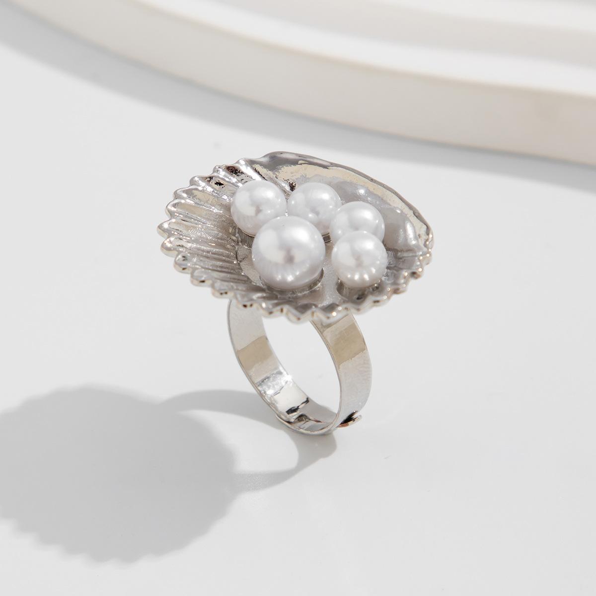 Кольцо с имитацией жемчуга, глянцевое, золотое, серебряное, геометрическое, на костяшки пальцев, женские, открывающиеся, ювелирные изделия, аксессуары
Кольцо с имитацией жемчуга, глянцевое, золотое, серебряное, геометрическое, на костяшки пальцев, женские, открывающиеся, ювелирные изделия, аксессуары