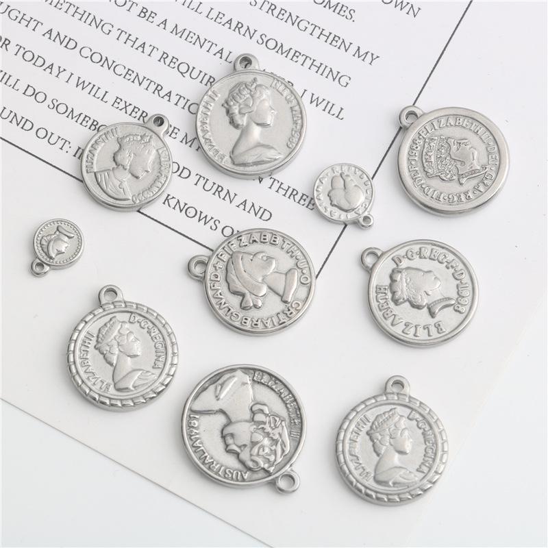 Stainless Steel Queen Head Commemorative Coin Pendant Necklace Charm Jewelry Component 3#
Stainless Steel Queen Head Commemorative Coin Pendant Necklace Charm Jewelry Component 3#