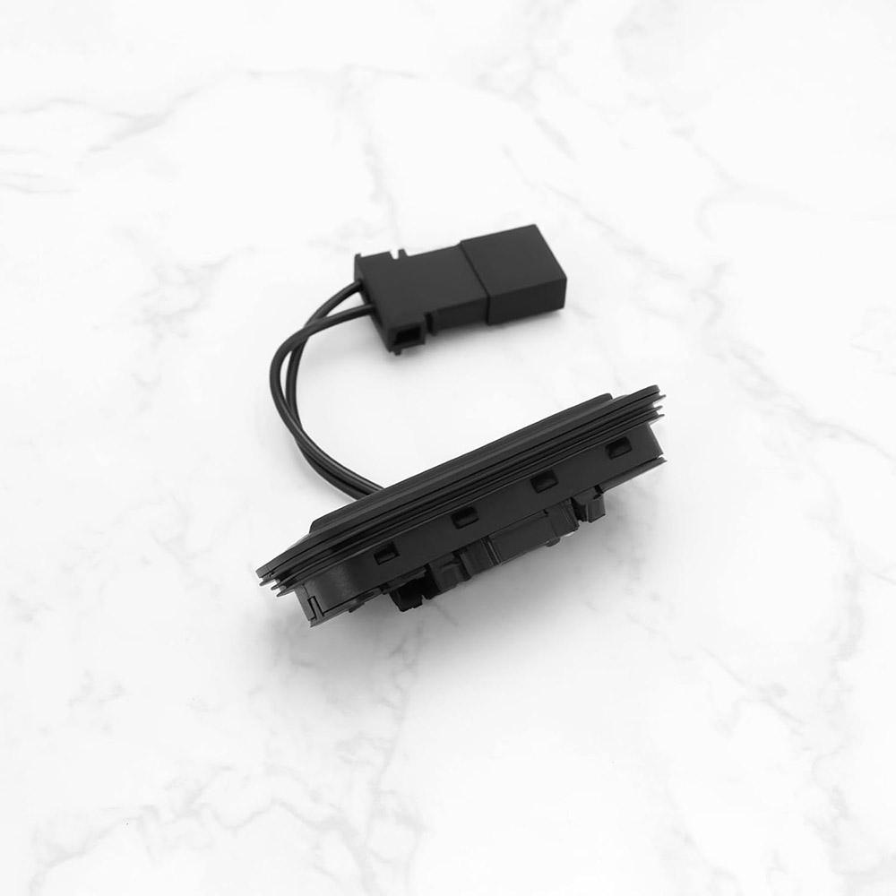 New Car Tailgate Opening Switch 1241459/1240451 For Opel Zafira C P12 / Astra J P10
New Car Tailgate Opening Switch 1241459/1240451 For Opel Zafira C P12 / Astra J P10