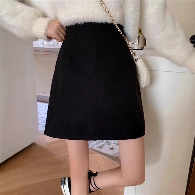 Korean Style Black Wool A-line Mini Skirt, High Waist, Slim Fit, Autumn/Winter 2024 Fashion. L
Korean Style Black Wool A-line Mini Skirt, High Waist, Slim Fit, Autumn/Winter 2024 Fashion. L