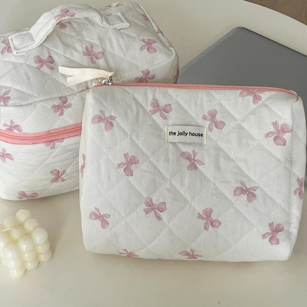 Soft Cosmetic Bag Bowknot Printing Makeup Bag Portable Toiletry Bag Pink-Handheld bag
Soft Cosmetic Bag Bowknot Printing Makeup Bag Portable Toiletry Bag Pink-Handheld bag