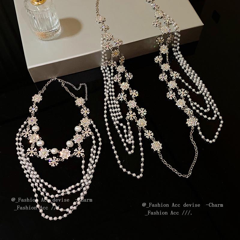 Exquisite High-End Rhinestone Floral Pearl Tassel Necklace & Shoulder Chain for Women
Exquisite High-End Rhinestone Floral Pearl Tassel Necklace & Shoulder Chain for Women