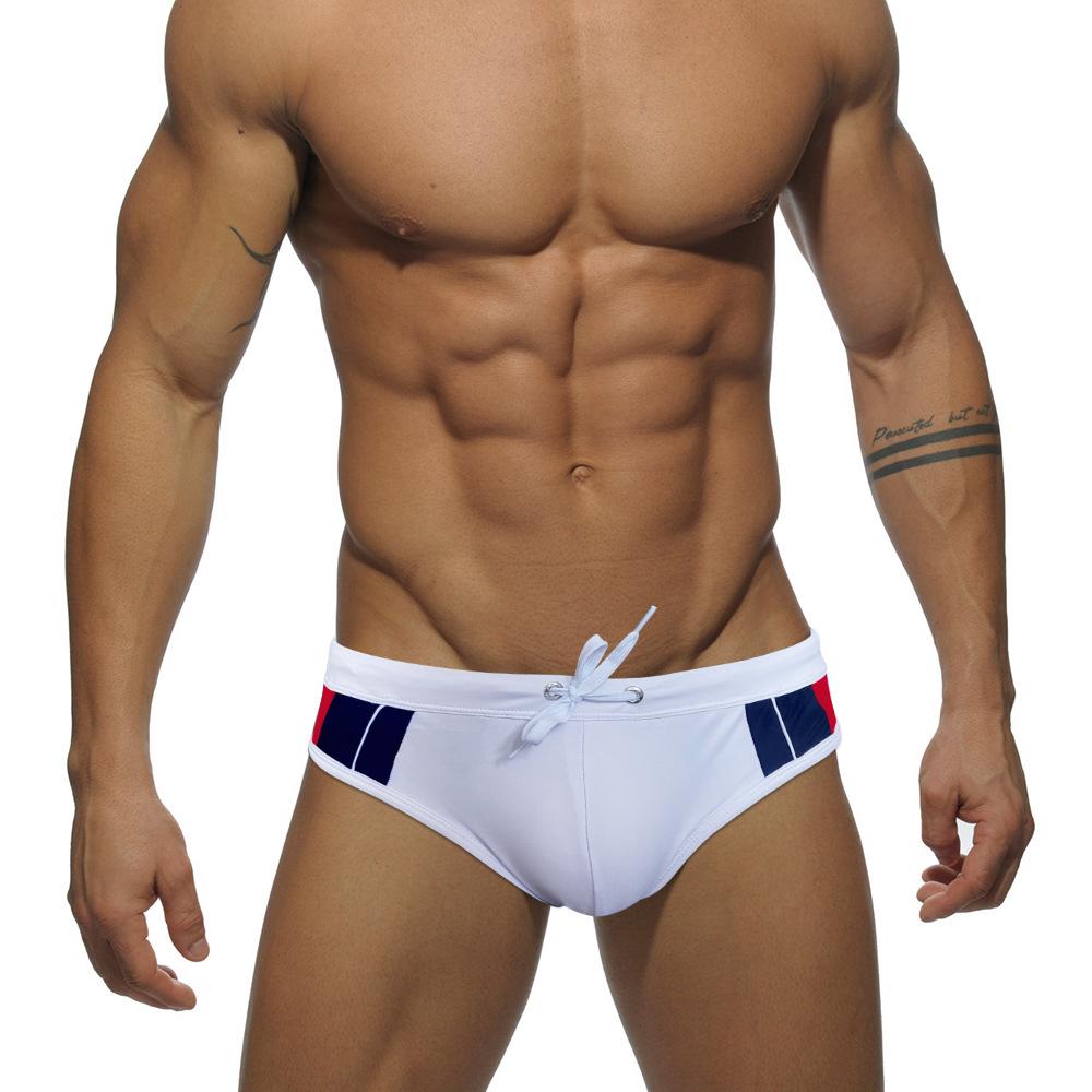 JESSBORN Men s Stylish Low-Waist Color Block Triangle Swim Trunks - Trendy, Close-Fitting Professional Swimwear. Medium
JESSBORN Men s Stylish Low-Waist Color Block Triangle Swim Trunks - Trendy, Close-Fitting Professional Swimwear. Medium