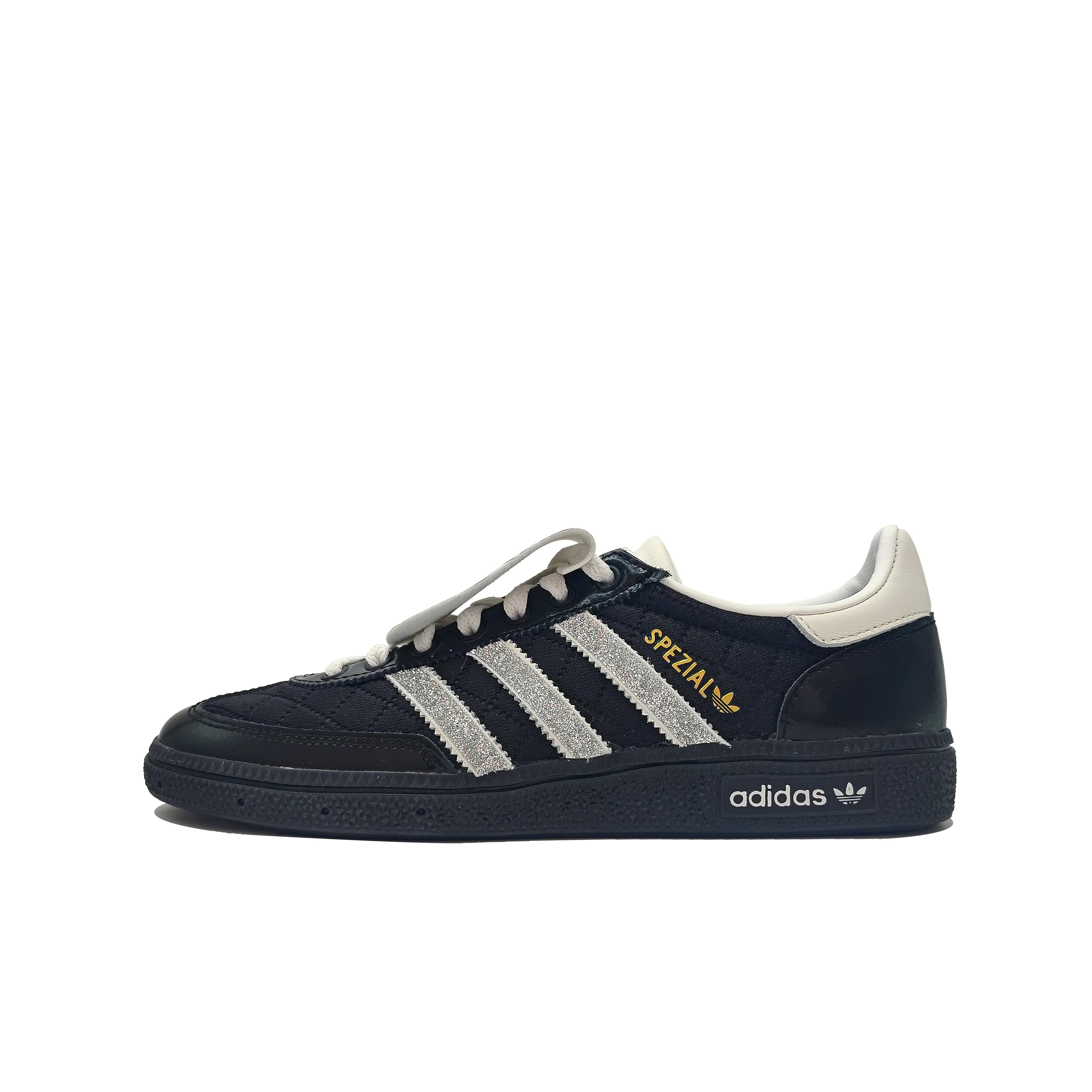 Adidas Originals HANDBALL SPEZIAL Silver Mist Slip Resistant Low top Skateboard Shoes Unisex Black JP5669(Team603-) 39⅓
Adidas Originals HANDBALL SPEZIAL Silver Mist Slip Resistant Low top Skateboard Shoes Unisex Black JP5669(Team603-) 39⅓