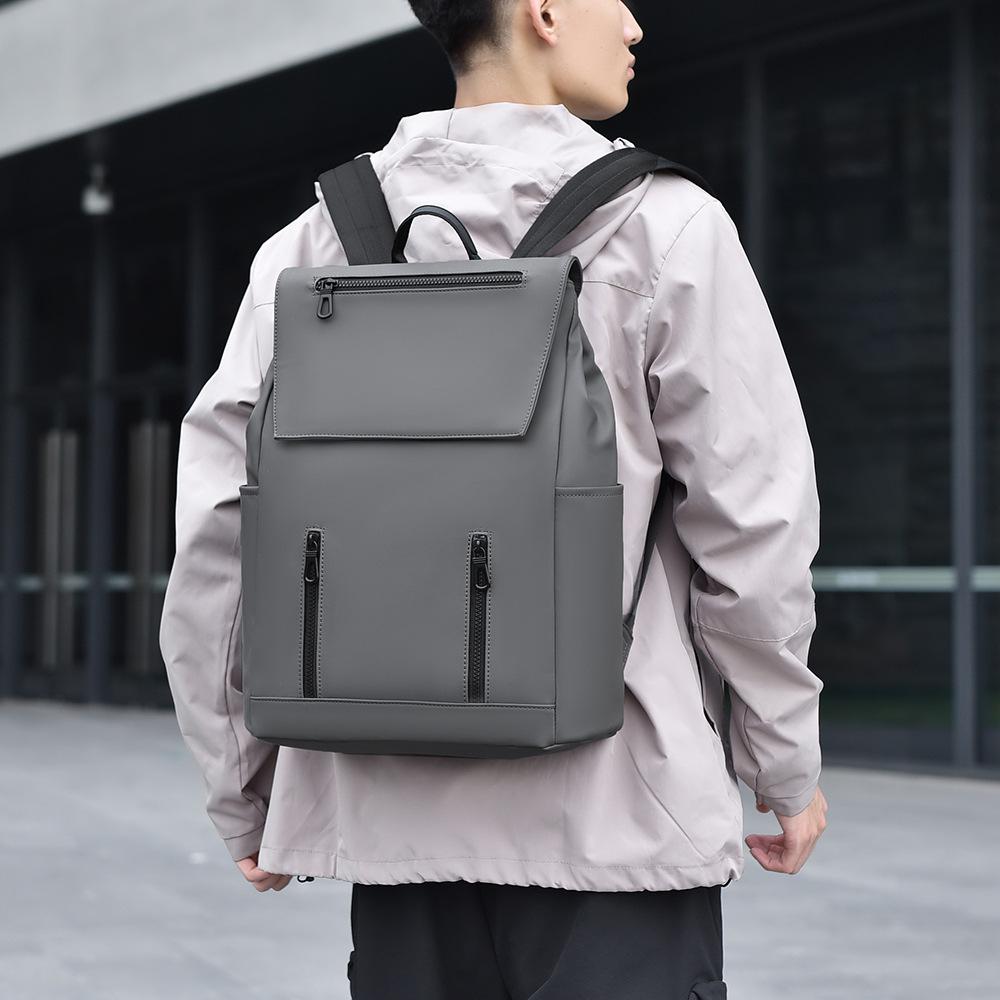 Stylish Men s Outdoor Backpack: Large Capacity for Hiking, Travel, Laptop, and School Use 31x14x42 CM
Stylish Men s Outdoor Backpack: Large Capacity for Hiking, Travel, Laptop, and School Use 31x14x42 CM