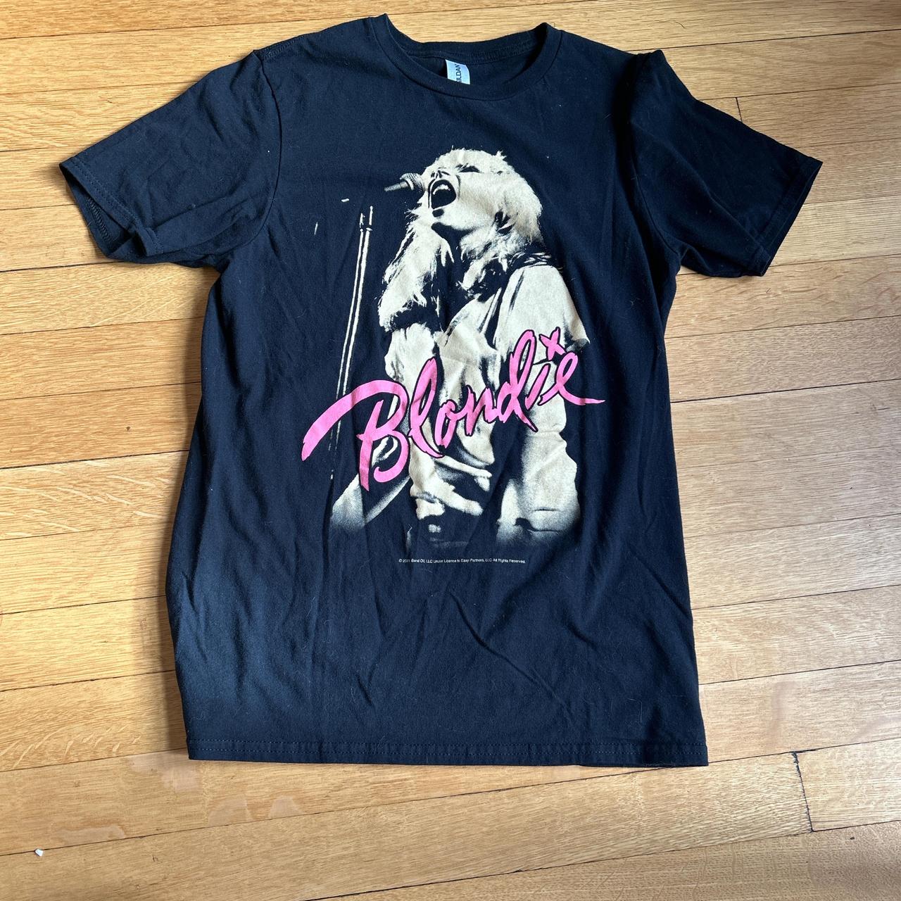 90s Rock Vintage Blonde Print Shortsleeved Print Cotton Tshirt New Retro Casual Loose Tops Fashion Streetwear Unisex S
90s Rock Vintage Blonde Print Shortsleeved Print Cotton Tshirt New Retro Casual Loose Tops Fashion Streetwear Unisex S