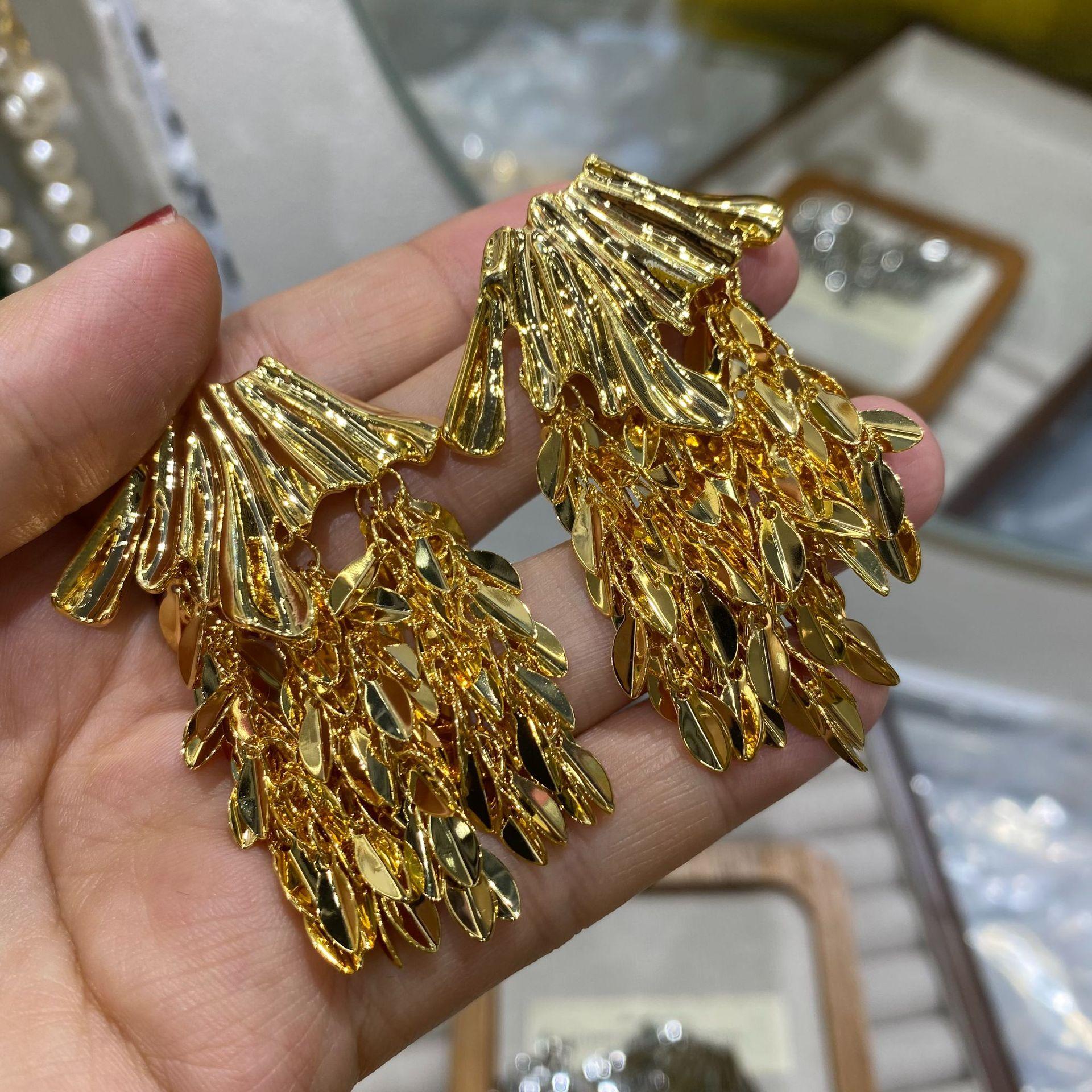 Wheat Ear Leaf Fringed Earrings 2026 Autumn And Winter Personalized Fashion Stud Earrings Light Luxury High-End Earrings Women
Wheat Ear Leaf Fringed Earrings 2026 Autumn And Winter Personalized Fashion Stud Earrings Light Luxury High-End Earrings Women