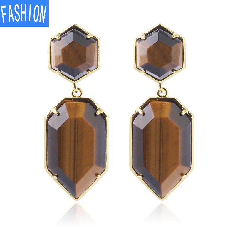 Простые серьги, европейские и американские хрустальные серьги, позолоченные женские серьги, ювелирные изделия с алмазной огранкой tiger eye
Простые серьги, европейские и американские хрустальные серьги, позолоченные женские серьги, ювелирные изделия с алмазной огранкой tiger eye