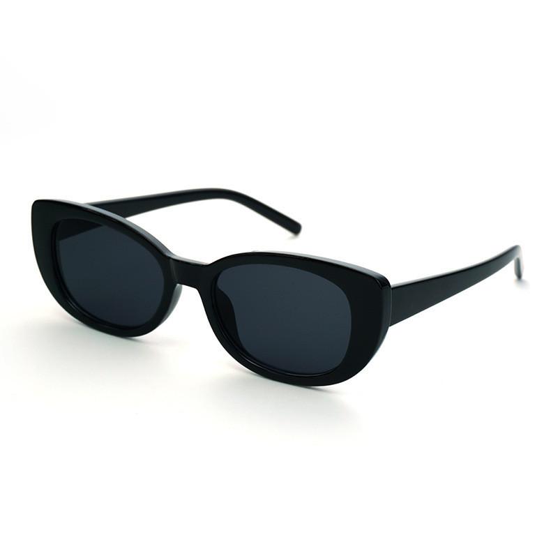 None Cat Eye Eyewear With Uv400 Coatings For Street Style And Party Use BlackFrameGrayLens
None Cat Eye Eyewear With Uv400 Coatings For Street Style And Party Use BlackFrameGrayLens