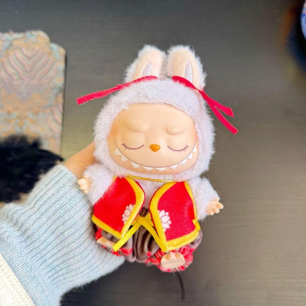 Hun Tian Ling Sitting Labubu Time Cloth Qian Kun Circle 17cm Plush Dolls Clothes Children Gift червоний
Hun Tian Ling Sitting Labubu Time Cloth Qian Kun Circle 17cm Plush Dolls Clothes Children Gift червоний