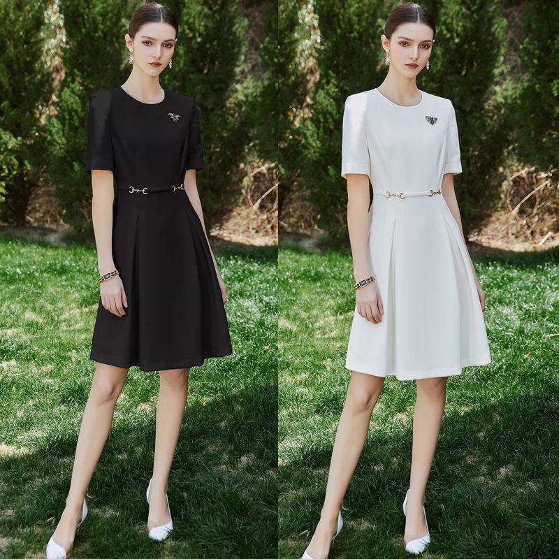 Summer White-Collar Round Neck Short Sleeve Waist-Slimming Mid-Length Dress for Office Wear M
Summer White-Collar Round Neck Short Sleeve Waist-Slimming Mid-Length Dress for Office Wear M